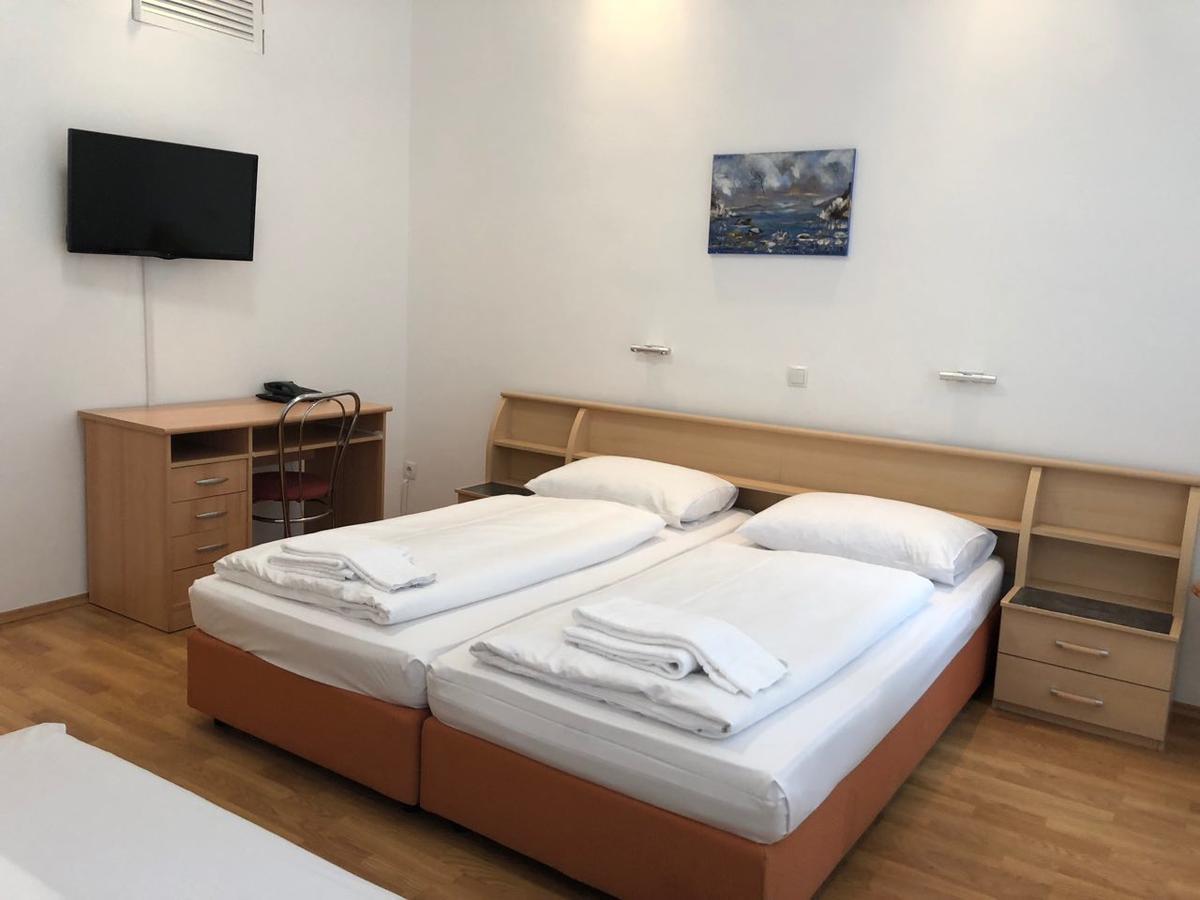 Pension Vera Bécs Kültér fotó